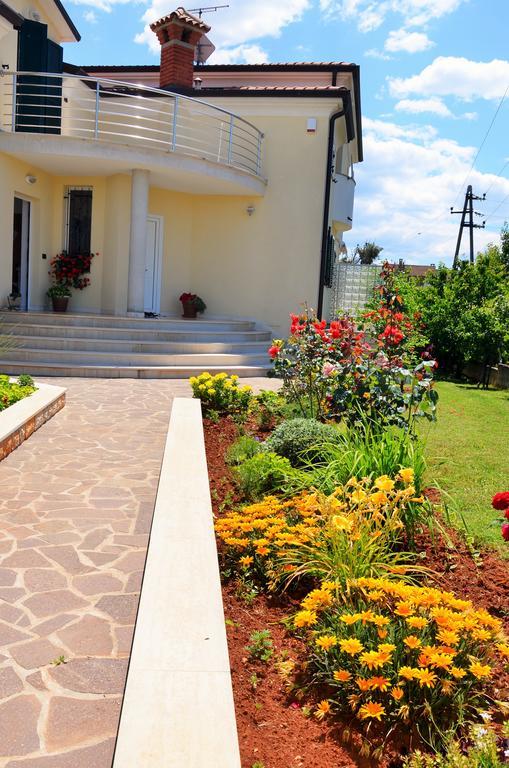 Apartments Sv. Pelegrin Умаг Екстериор снимка